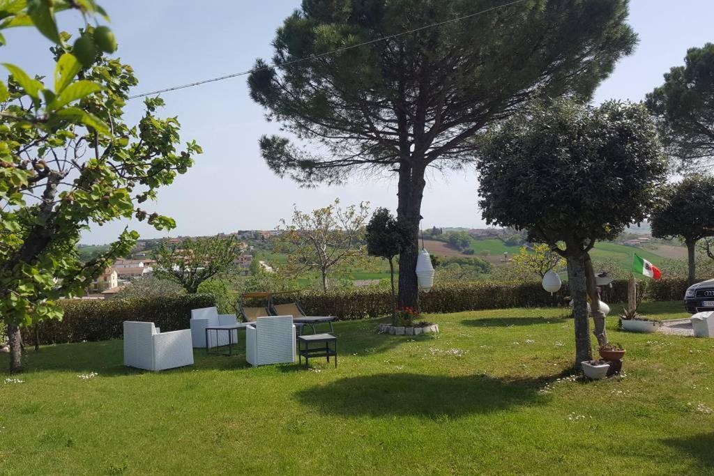 Bnb Fano Collina. La Pace Di Una Vacanza Piagge エクステリア 写真